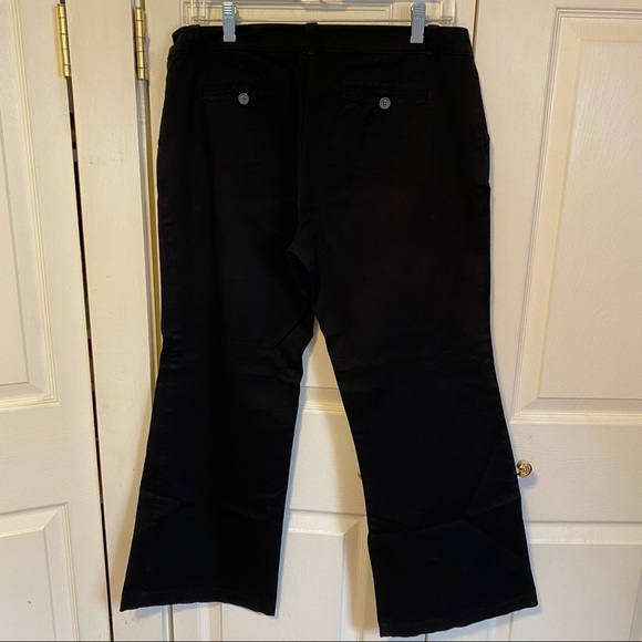 NY & Co black cropped pants - Picture 2 of 8